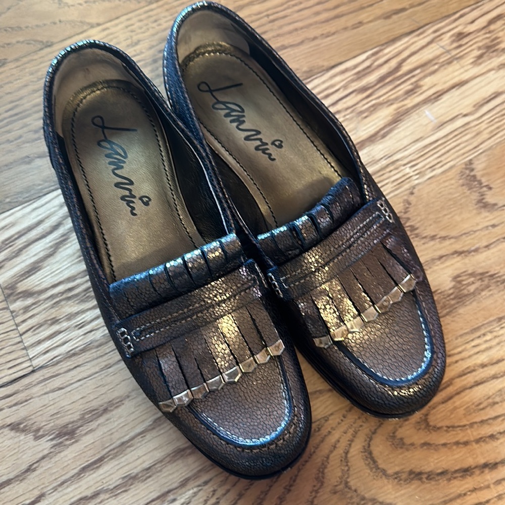 Very lightly worn Woman’s Lanvin Italian made loafers. Size 38 EU, Copper color